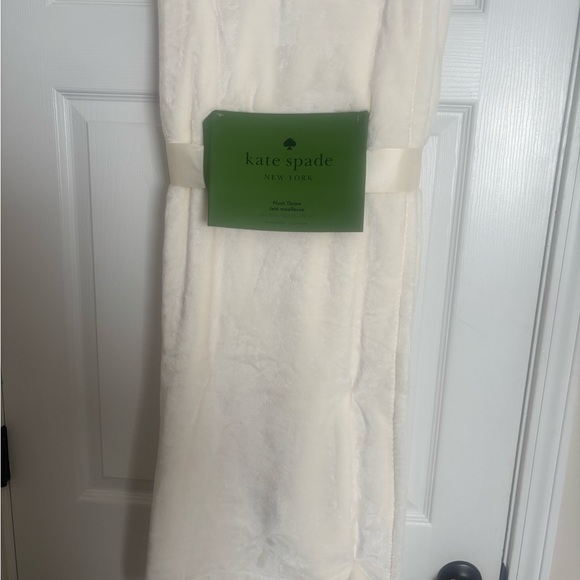 kate spade Other - SOLD Kate Spade Marshmallow Plush Throw